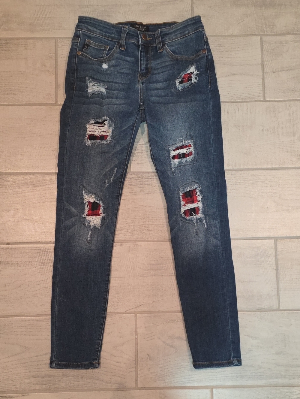 Judy Blue Buffalo Plaid Skinny Jean Junior's Size 5 Stretch